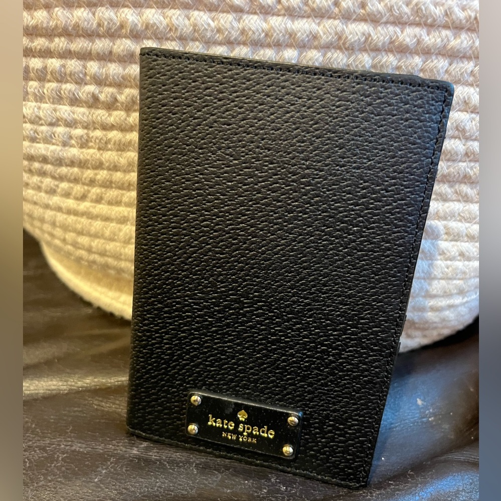 Kate spade passport holder